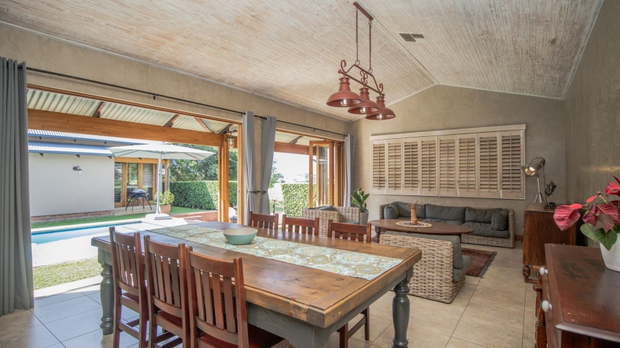 4 Bedroom Property for Sale in The Coves North West